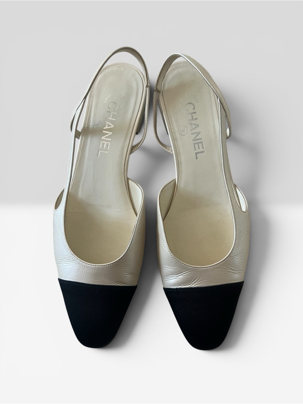 CHANEL Ivory Pearl Leather and Black Grosgrain Cap Toe Slingback Flats 39 1/2